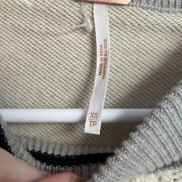 Free People Oversized Boyfriend Knit Sweater, NWT - Picture 5 of 6